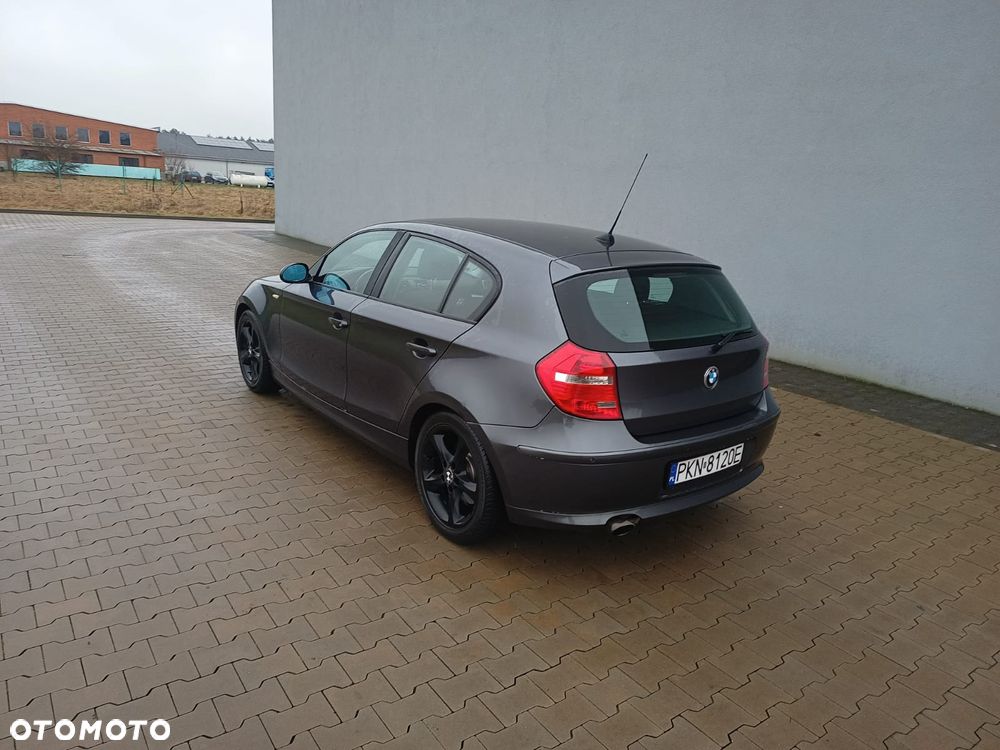 BMW Seria 1 120i - 9