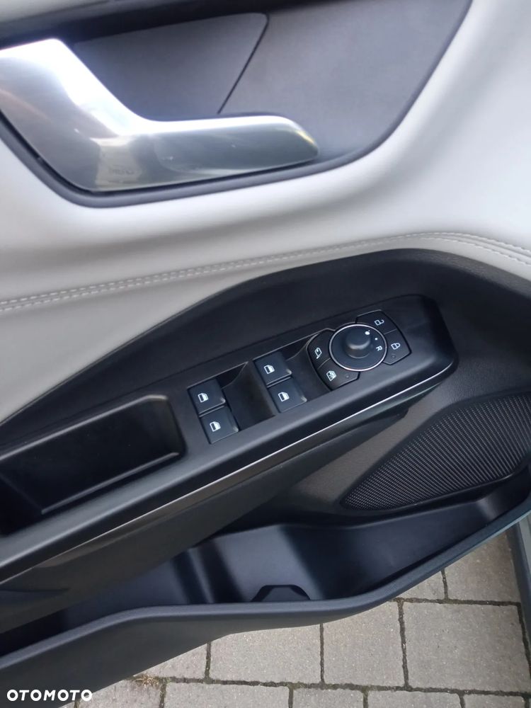 Ford Puma 43.6 kWh Premium - 9