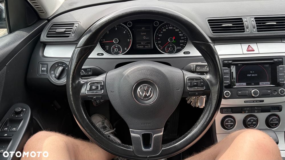 Volkswagen Passat 2.0 TDI Comfortline DSG - 33