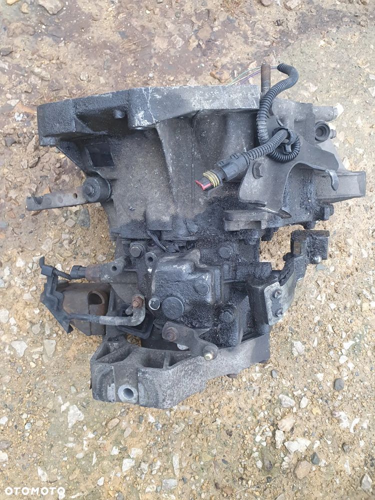 FIAT PANDA II SKRZYNIA BIEGÓW MANUALNA 51724724 - 1