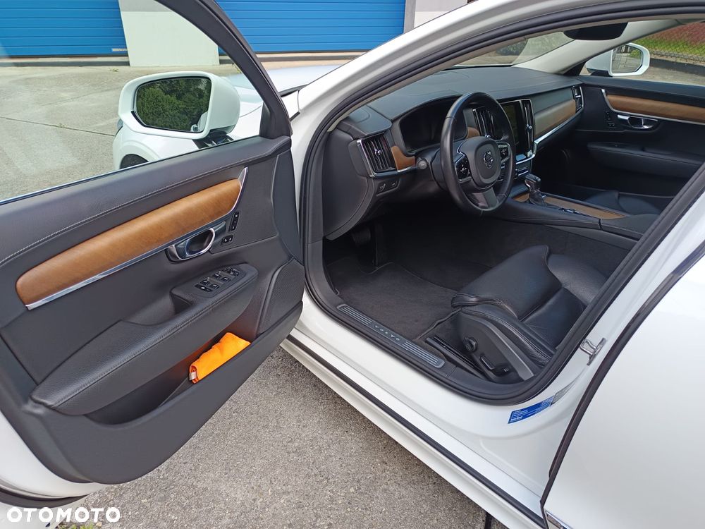 Volvo S90 D4 Inscription - 18