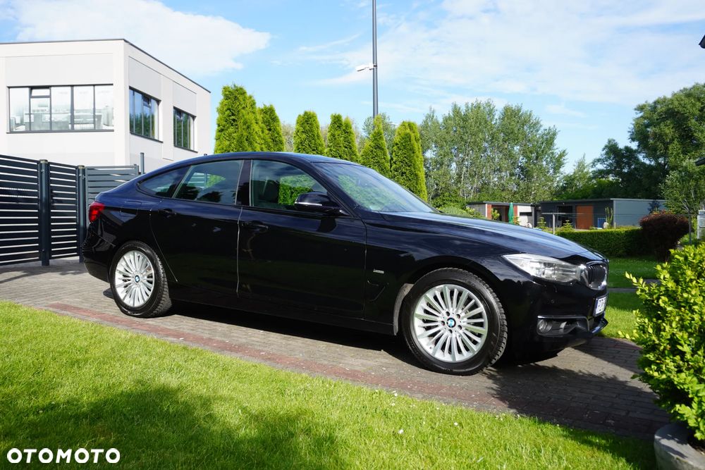 BMW 3GT 330d Sport-Aut Luxury Line - 3