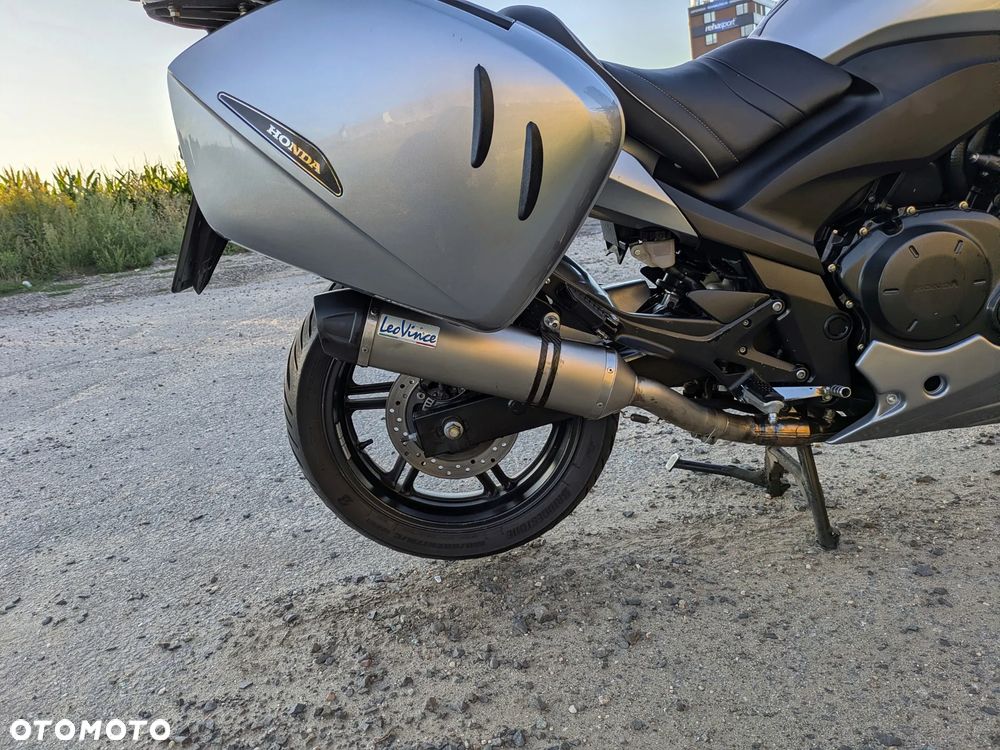 Honda CBF - 10
