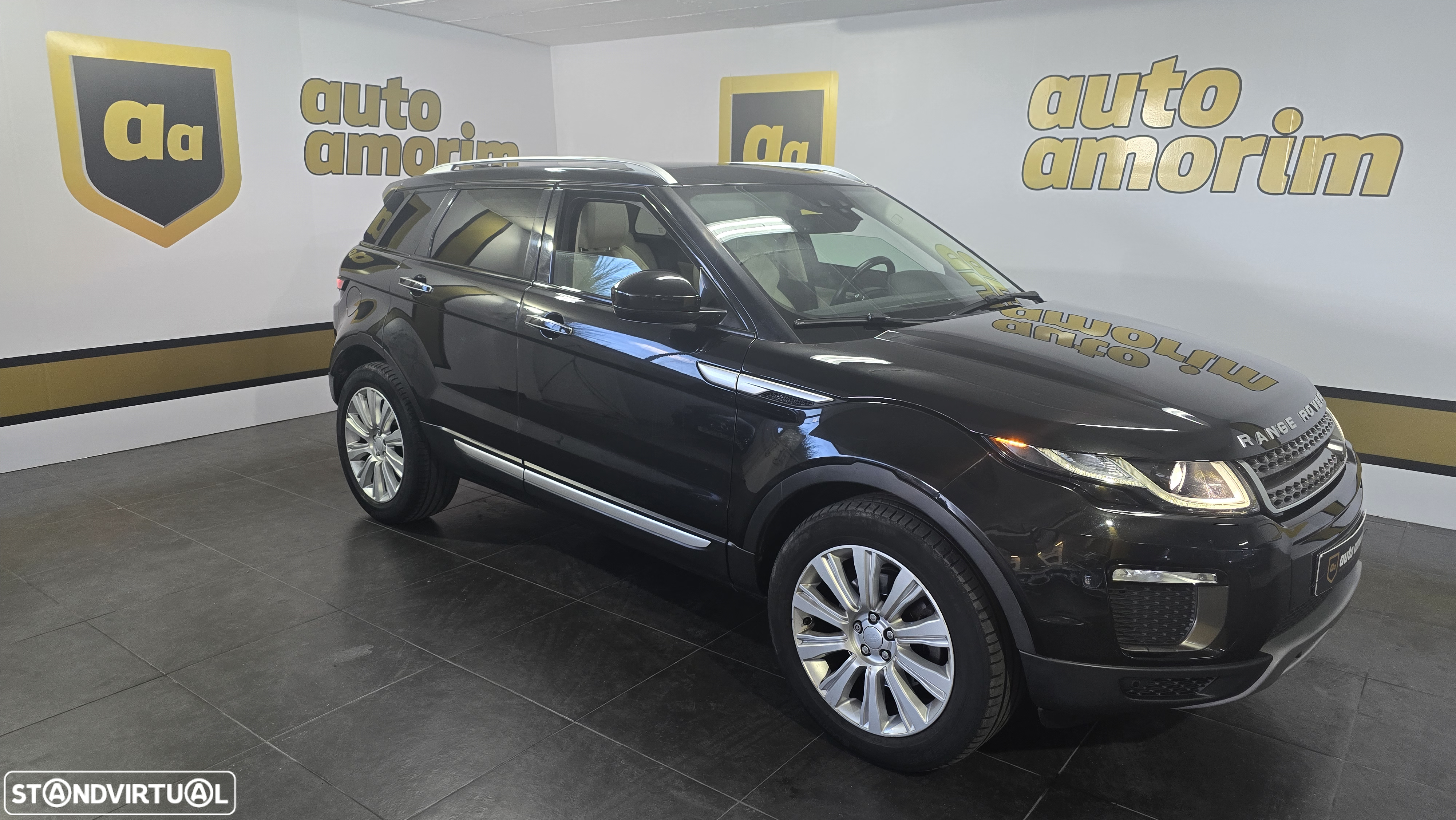 Land Rover Range Rover Evoque 2.0 TD4 SE Auto - 3
