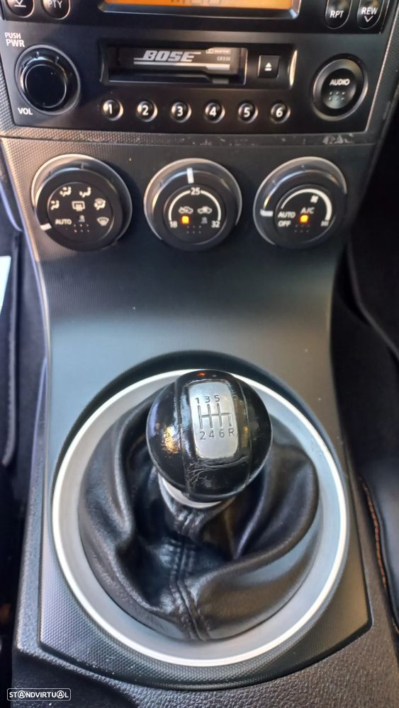 Nissan 350 Z Standard - 9