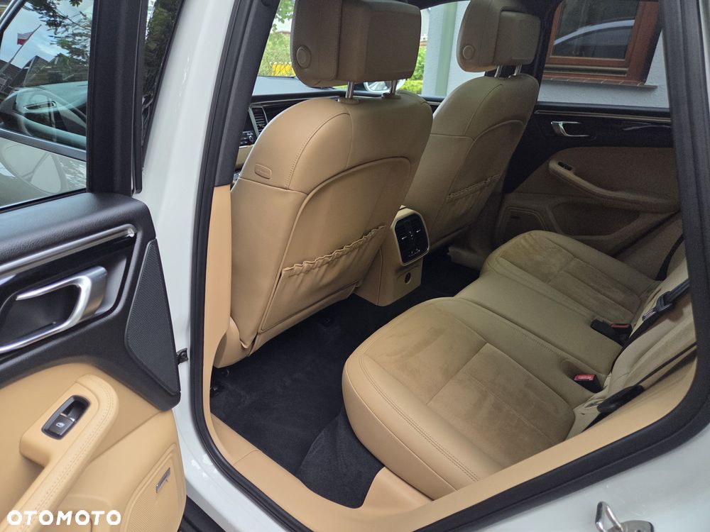 Porsche Macan Standard - 28