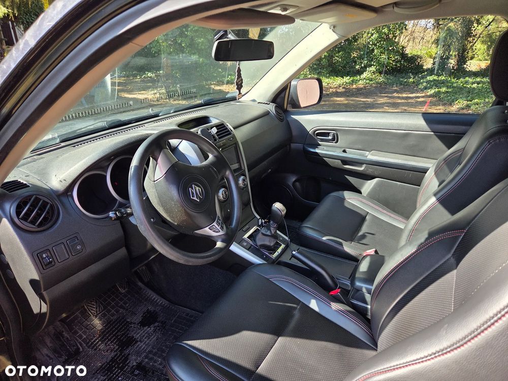 Suzuki Grand Vitara 1.6 - 6