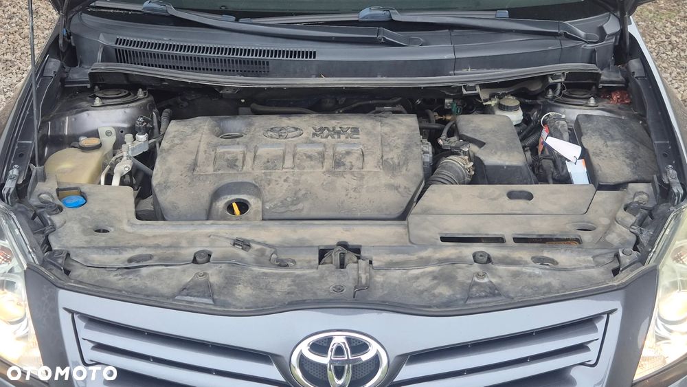 Toyota Auris 1.6 Sol - 4