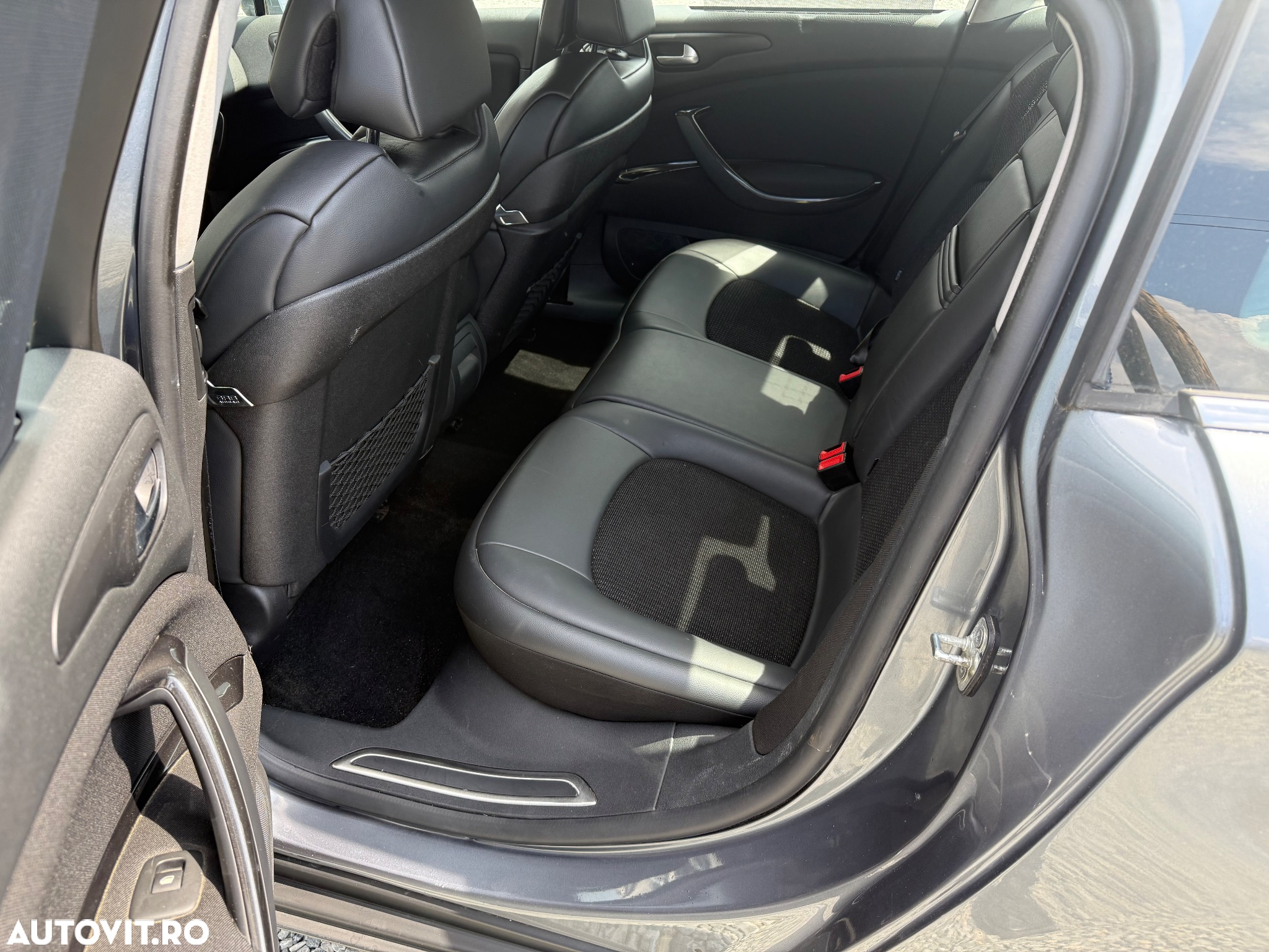 Citroën C5 1.6HDi FAP Susp M X - 15