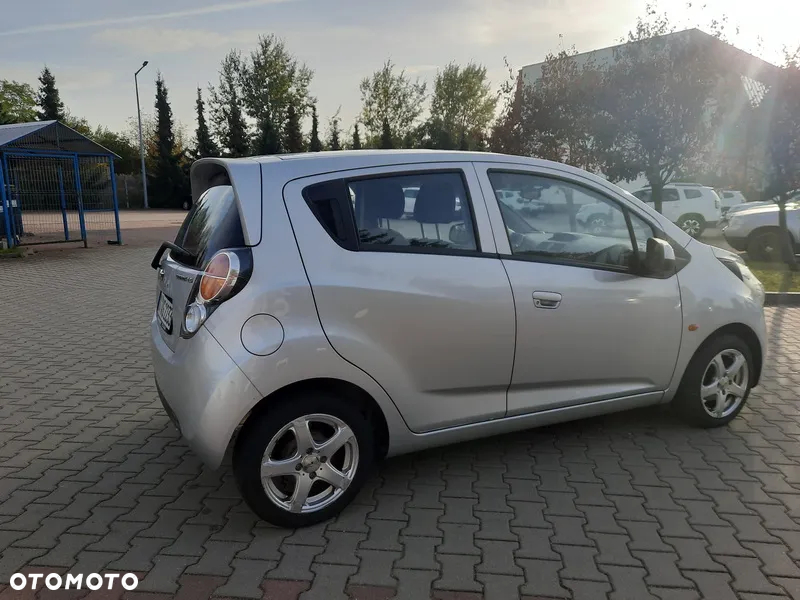 Chevrolet Spark - 13