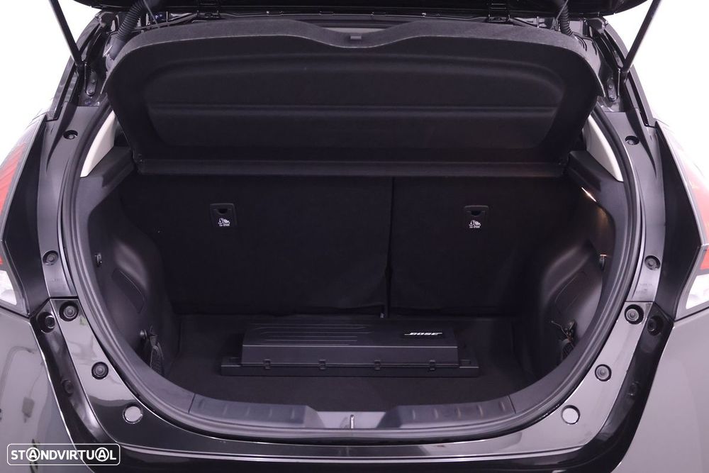 Nissan Leaf - 13