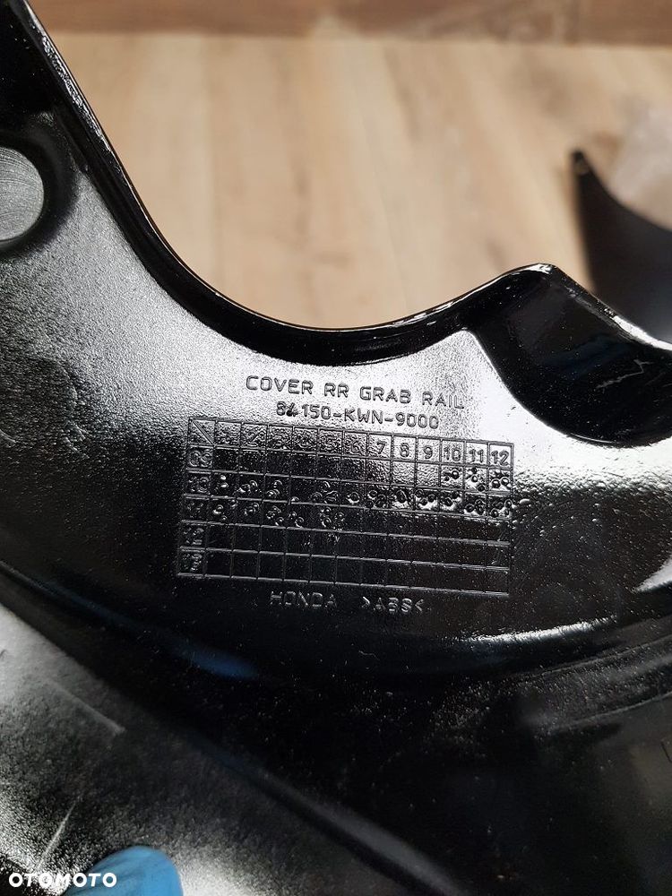 Osłona owiewka tył Honda PCX 125  84155-KWN-900ZD - 10
