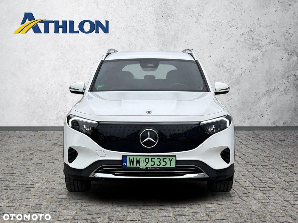Mercedes-Benz EQB - 8