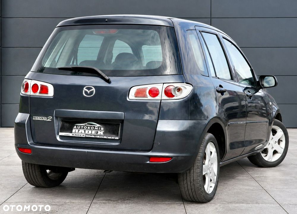 Mazda 2 - 7