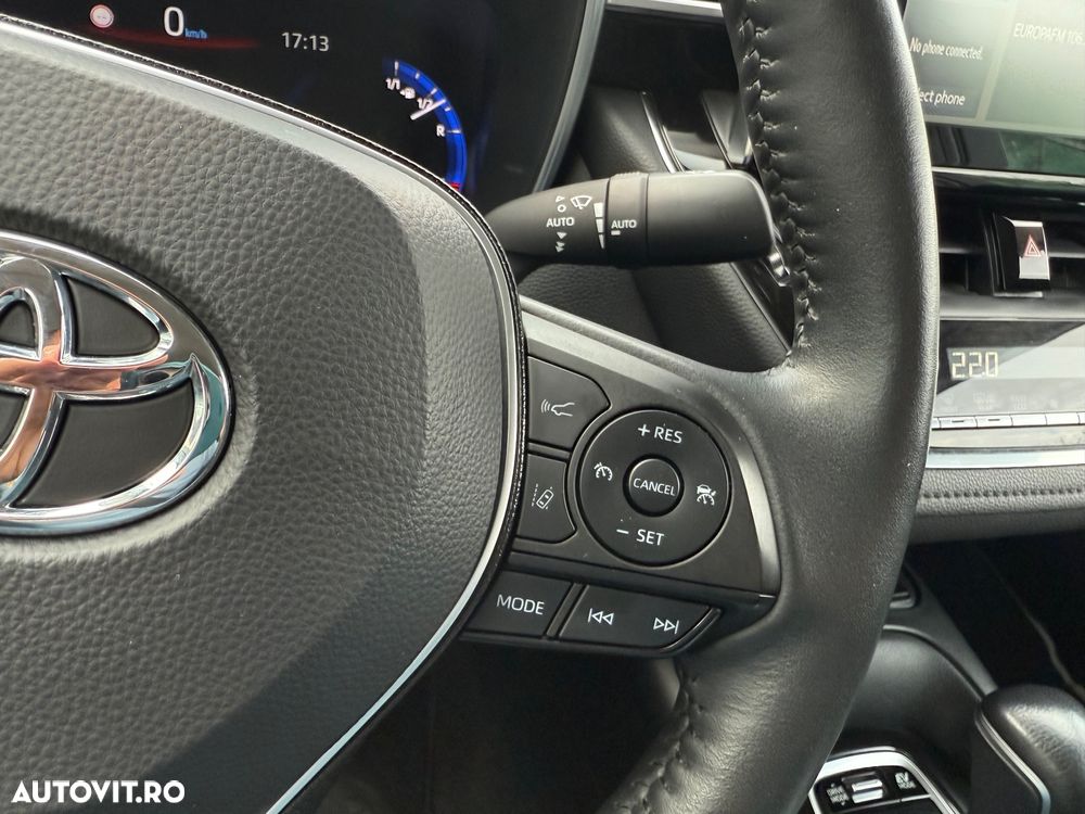 Toyota Corolla 1.8 HSD Dynamic - 29