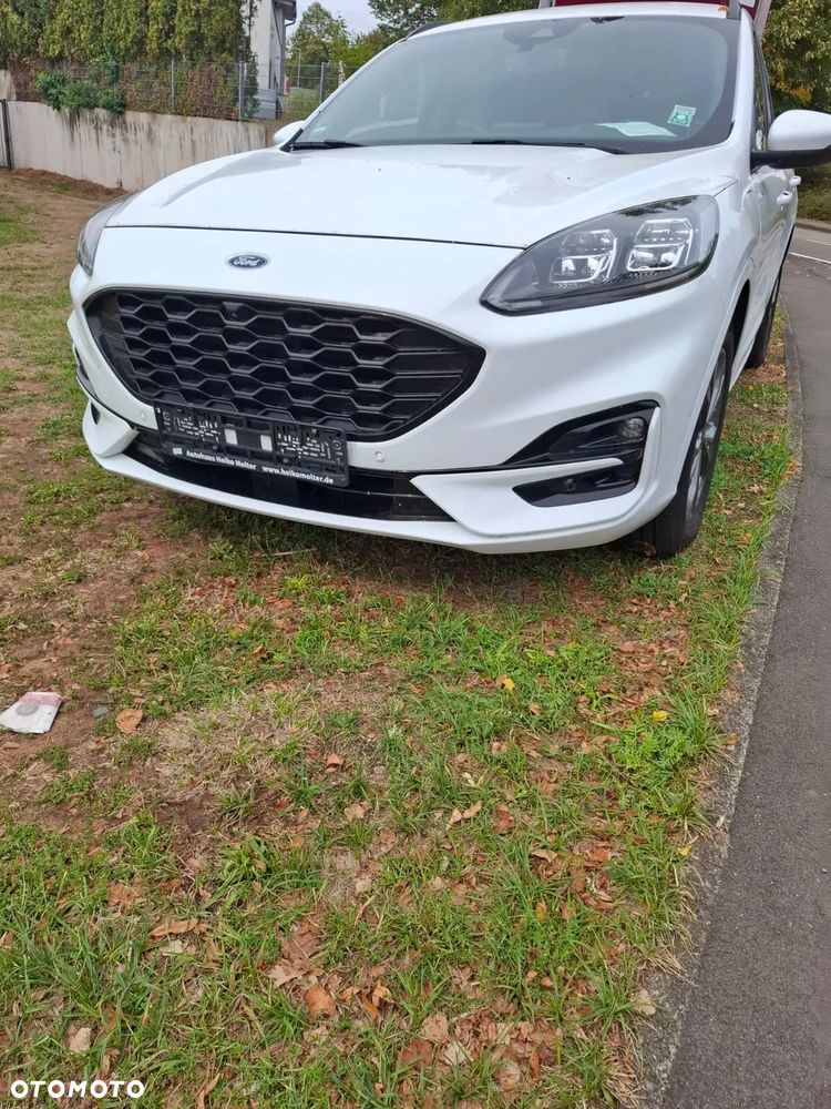 Ford Kuga - 33