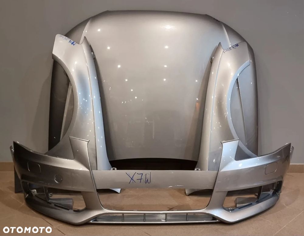 AUDI A4 B8 LIFT ZDERZAK PRZÓD POD CZUJNIKI PARKOWANIA W KOLOR: LX7W - 1