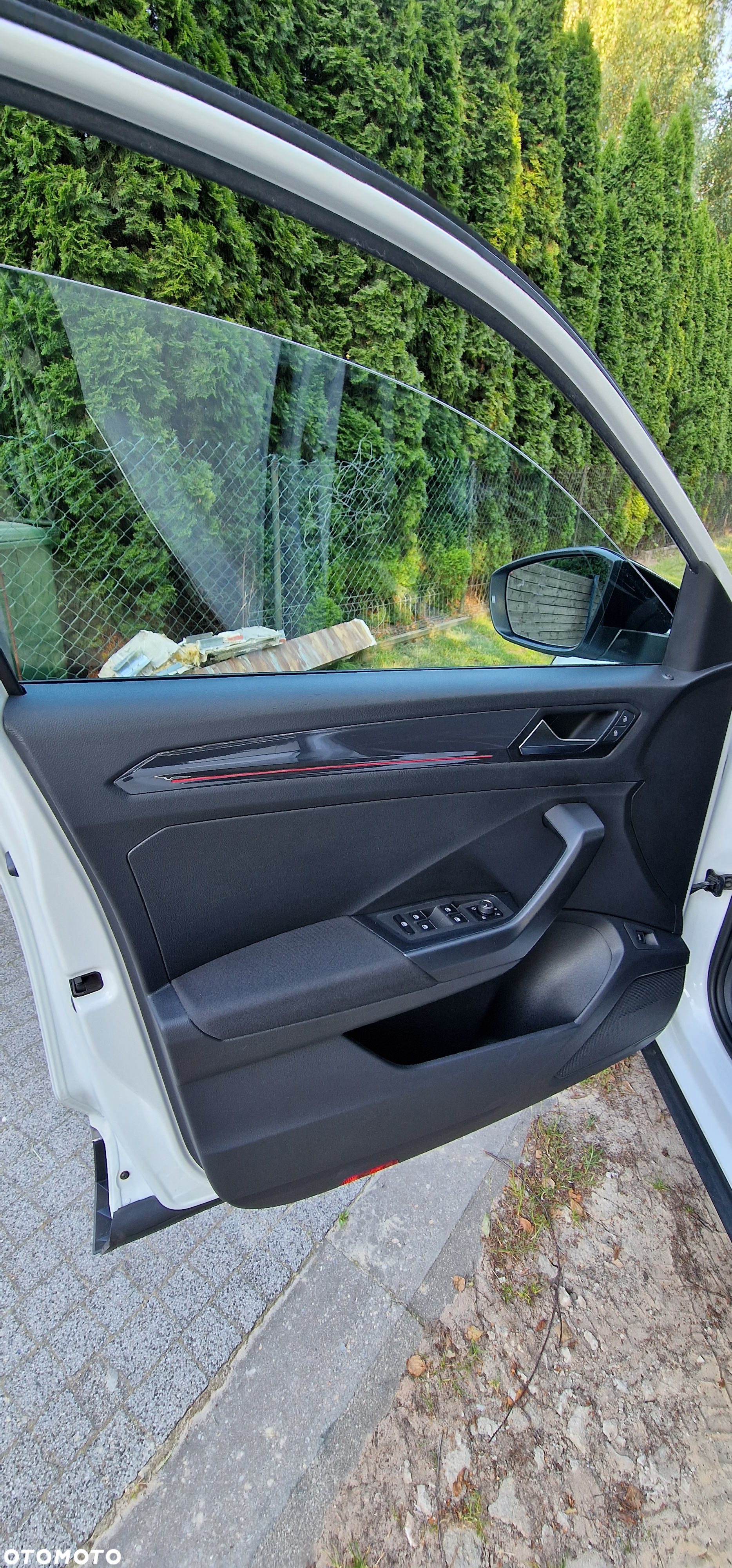 Volkswagen T-Roc 2.0 TSI 4Motion Premium DSG - 8