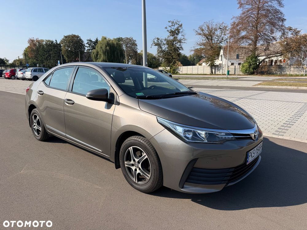 Toyota Corolla - 6