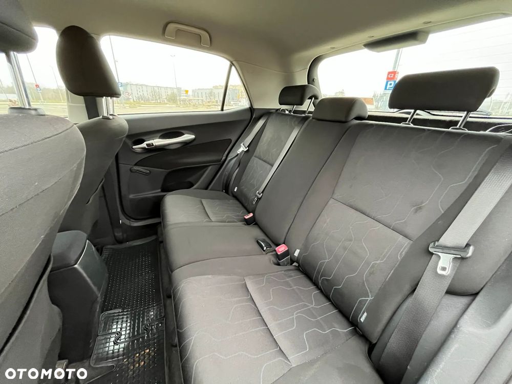 Toyota Auris 1.4 D-4D Terra EU5 - 19