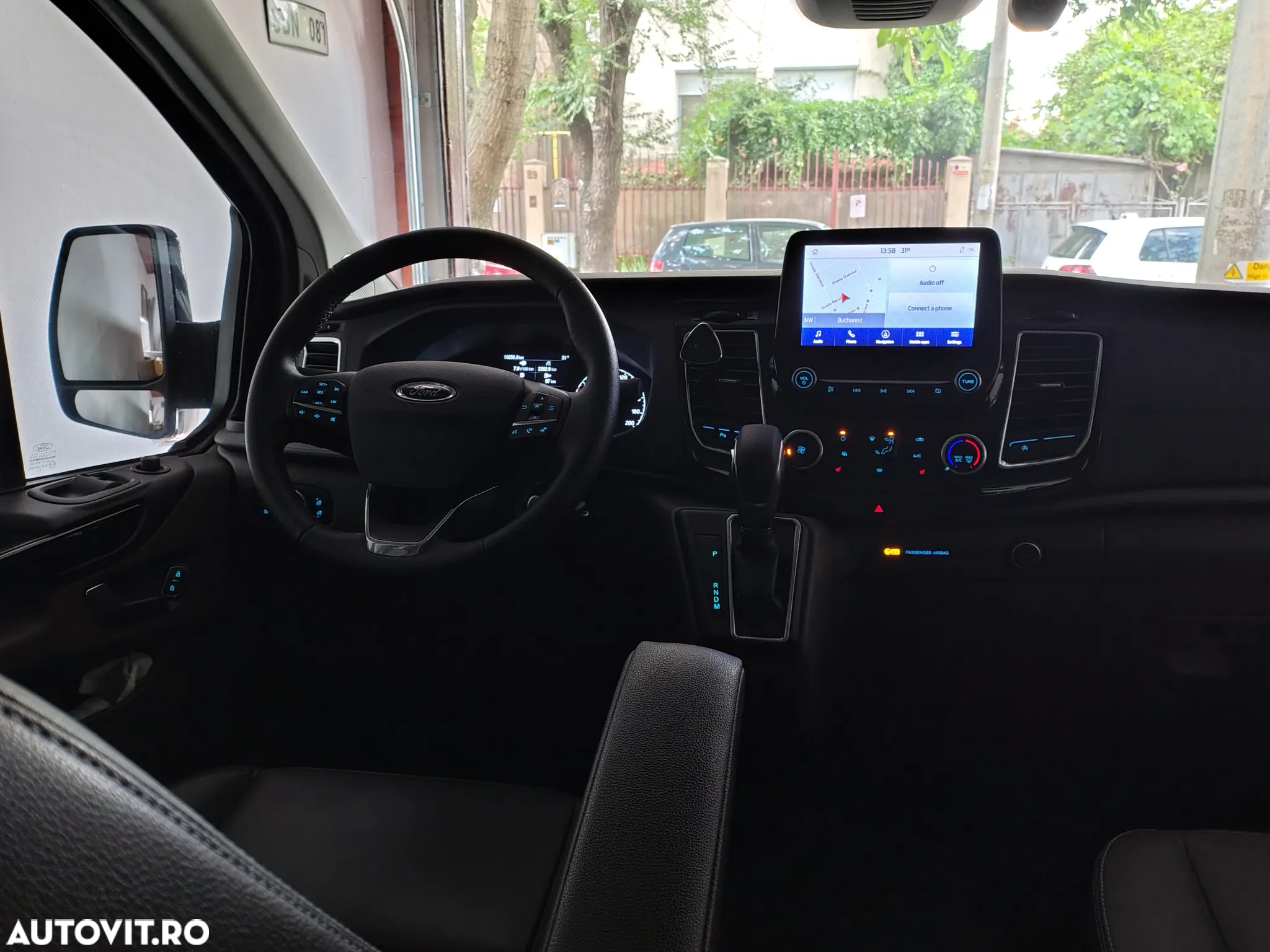 Ford Transit Custom Kombi 320 2.0 EcoBlue 185 CP L1H1 Sport Aut. - 11