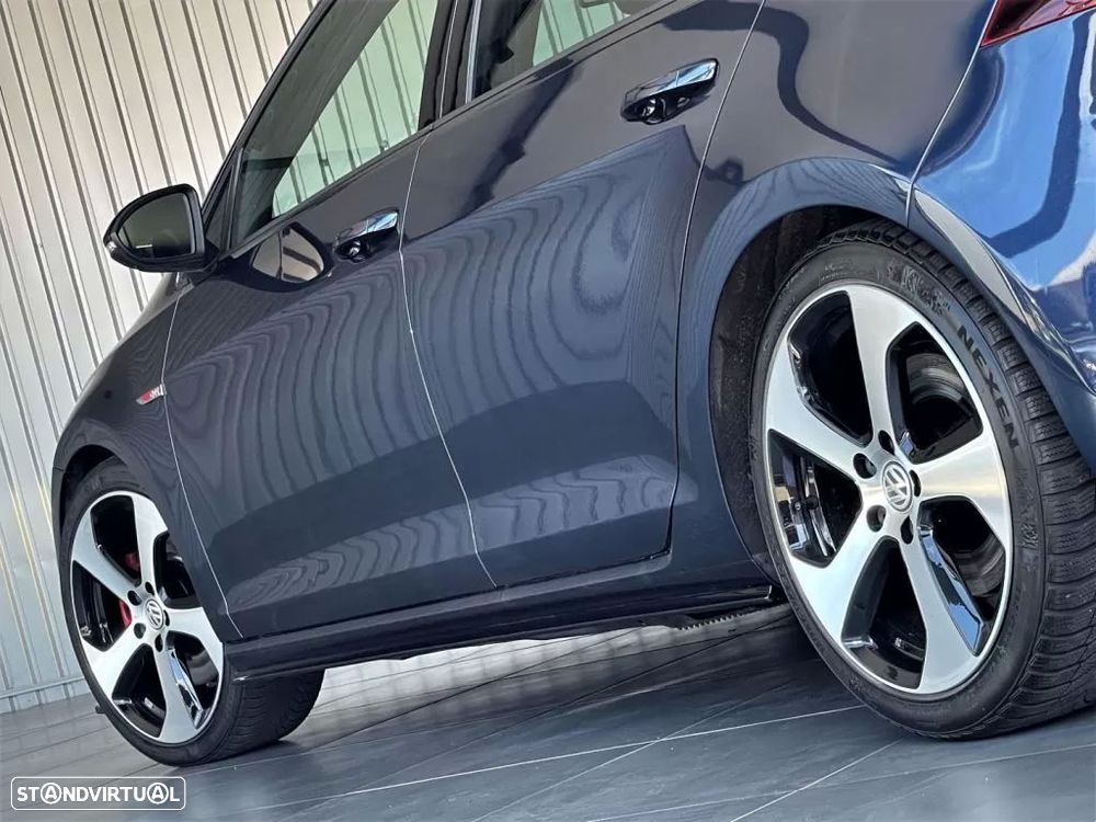 VW Golf 2.0 TSi GTi DSG - 57