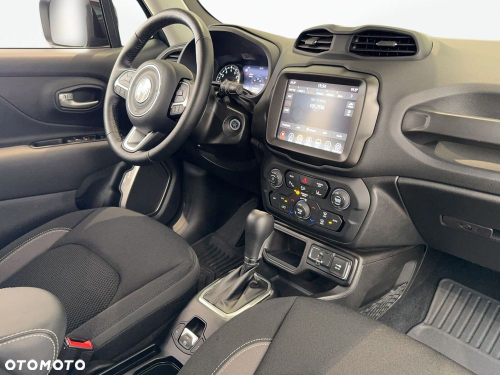 Jeep Renegade - 19