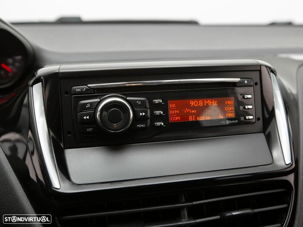 Peugeot 208 1.4 HDi Access - 12