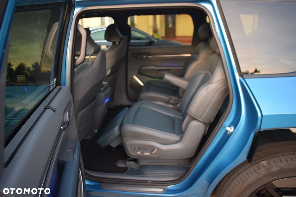 Kia EV9 99.8kWh GT-Line AWD - 12