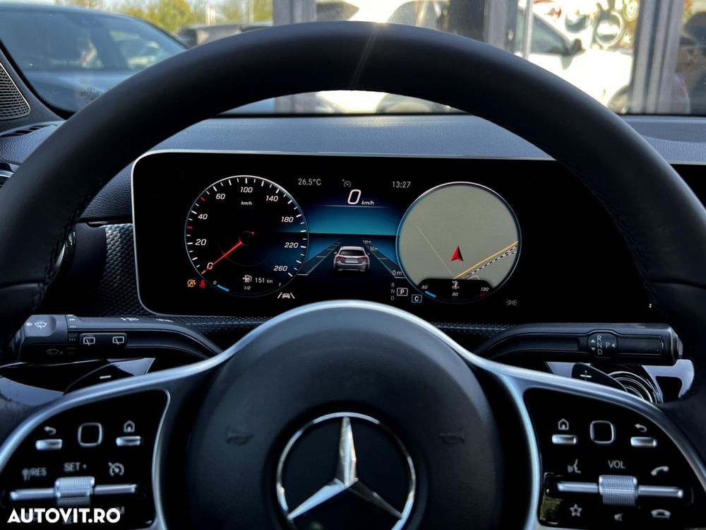 Mercedes-Benz A - 16