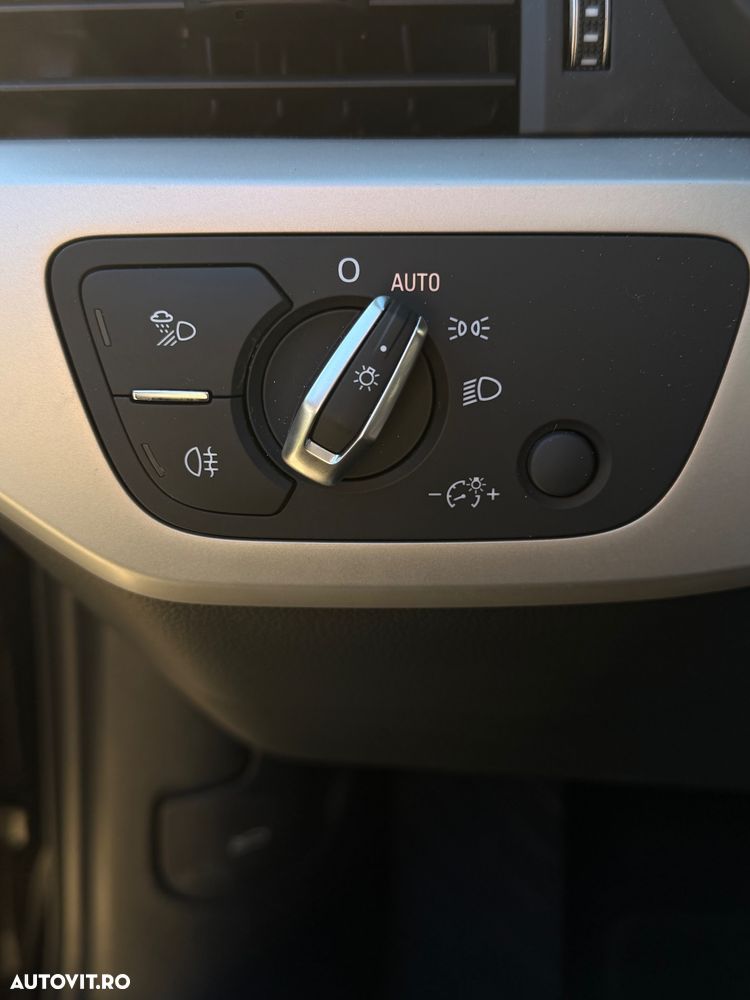 Audi A4 35 TDI S tronic - 12