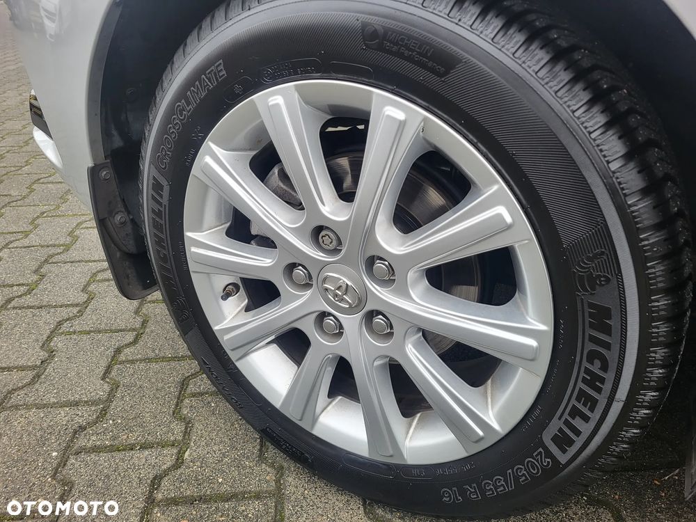 Toyota Auris - 29