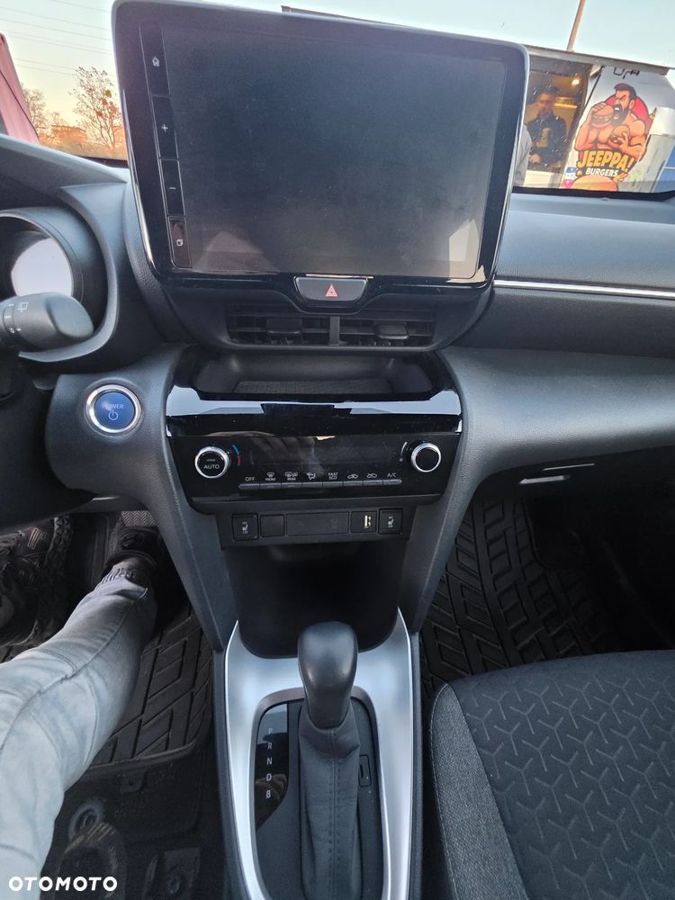 Toyota Yaris Cross - 20