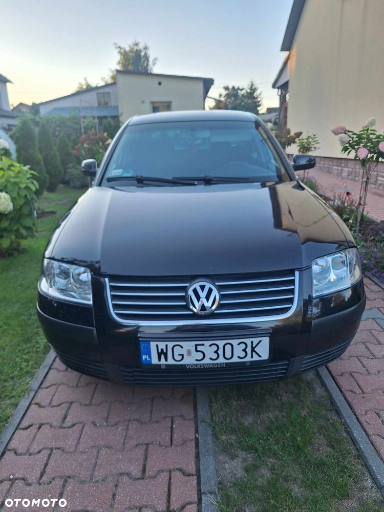 Volkswagen Passat 1.9 TDI Highline - 5