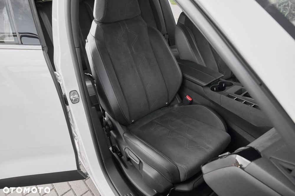 DS Automobiles DS 7 Crossback - 27