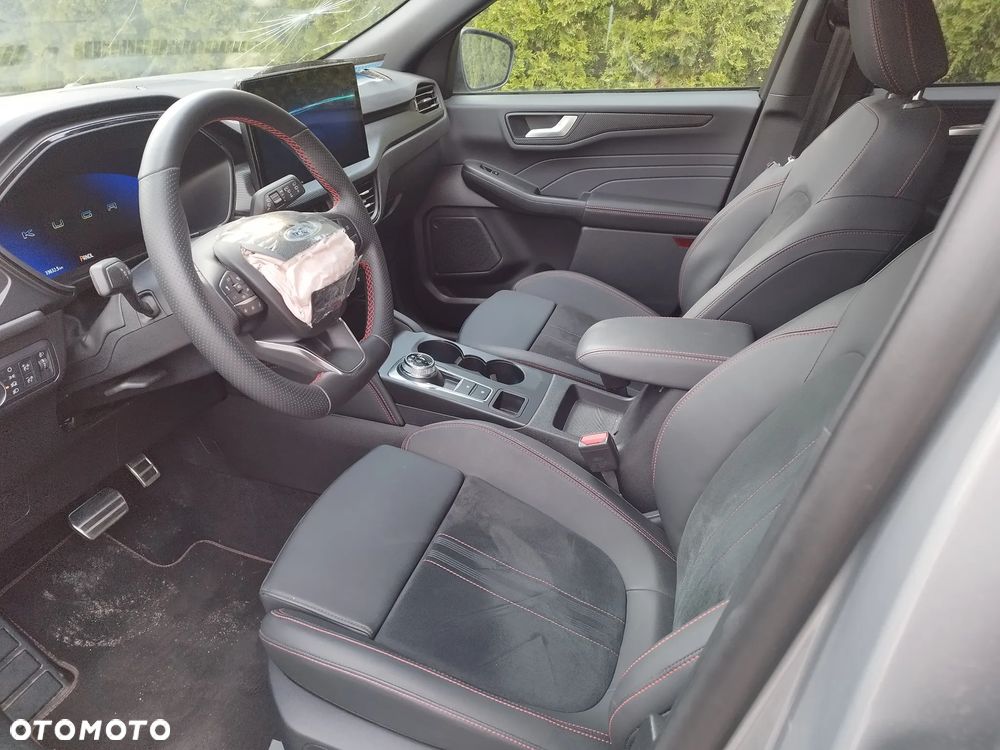 Ford Kuga 2.5 Duratec FHEV ST-LINE X - 8