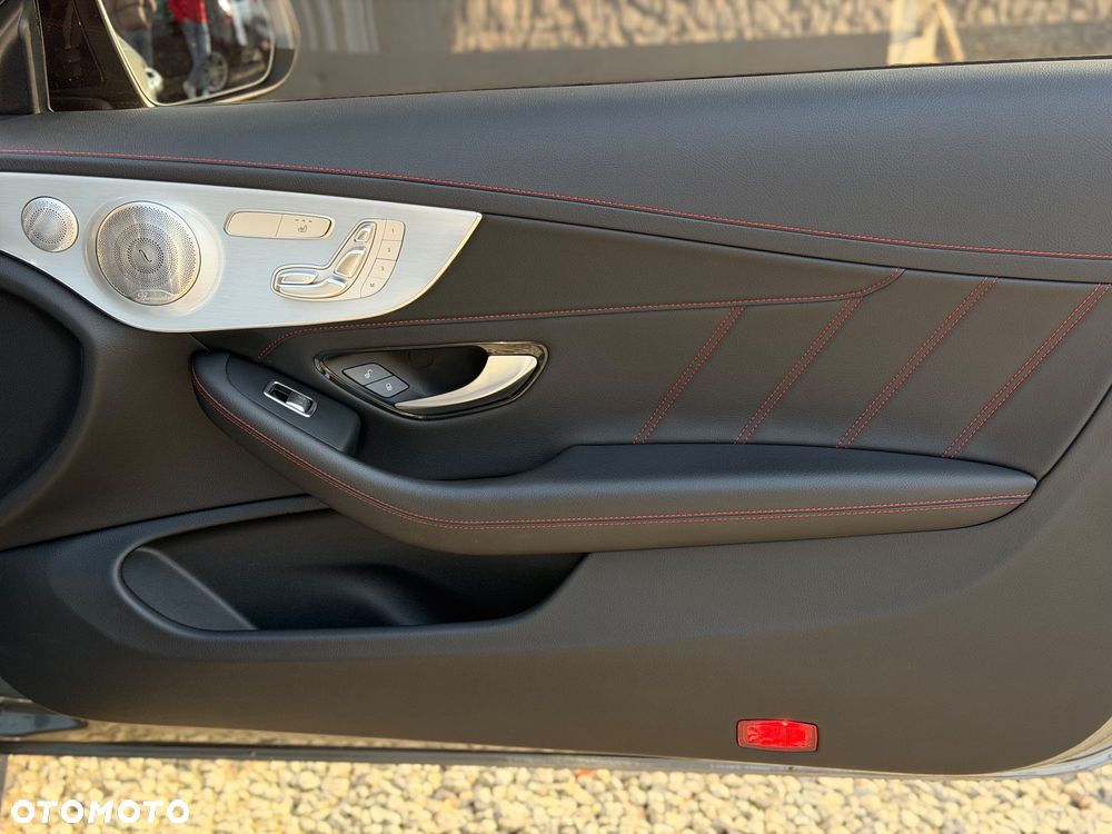 Mercedes-Benz Klasa C AMG 43 4Matic AMG Speedshift TCT 9G - 34