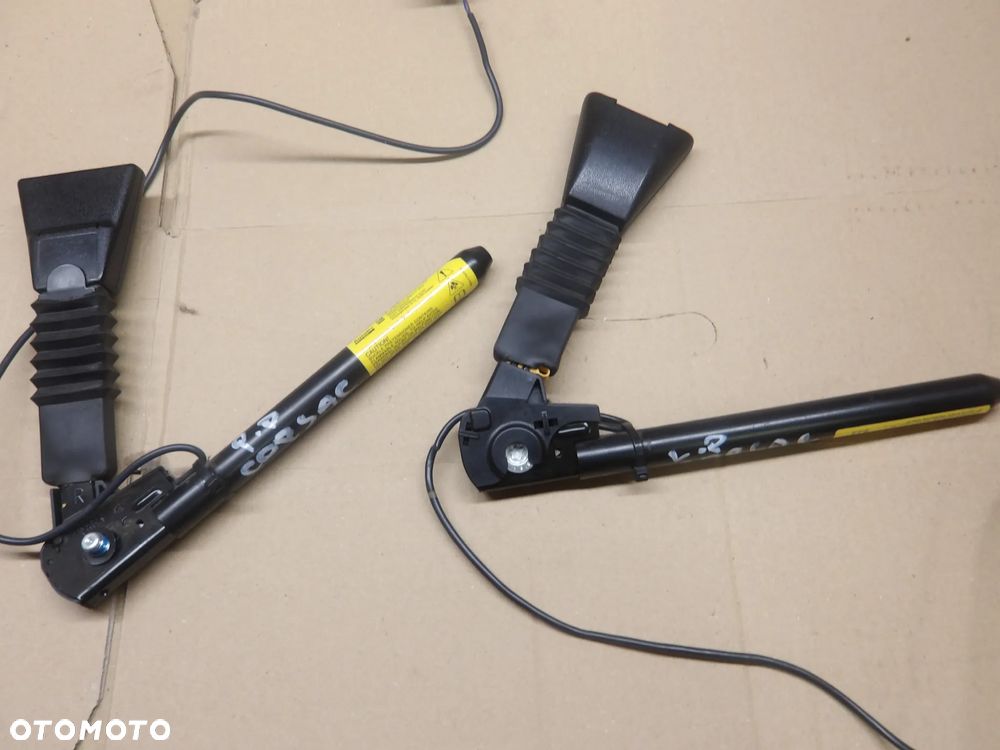 OPEL CORSA C 3D 1.0B ZAPINKA PASA PRAWY LEWY PRZÓD - 1