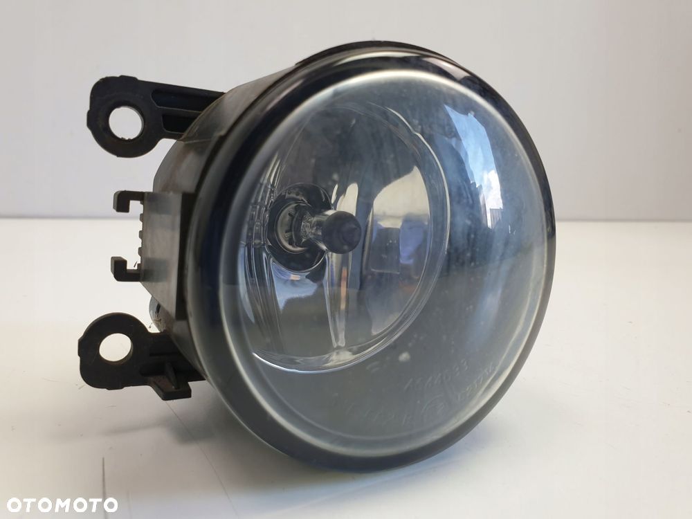 Nissan X-trail PRAWY PRZEDNI HALOGEN przód - 3