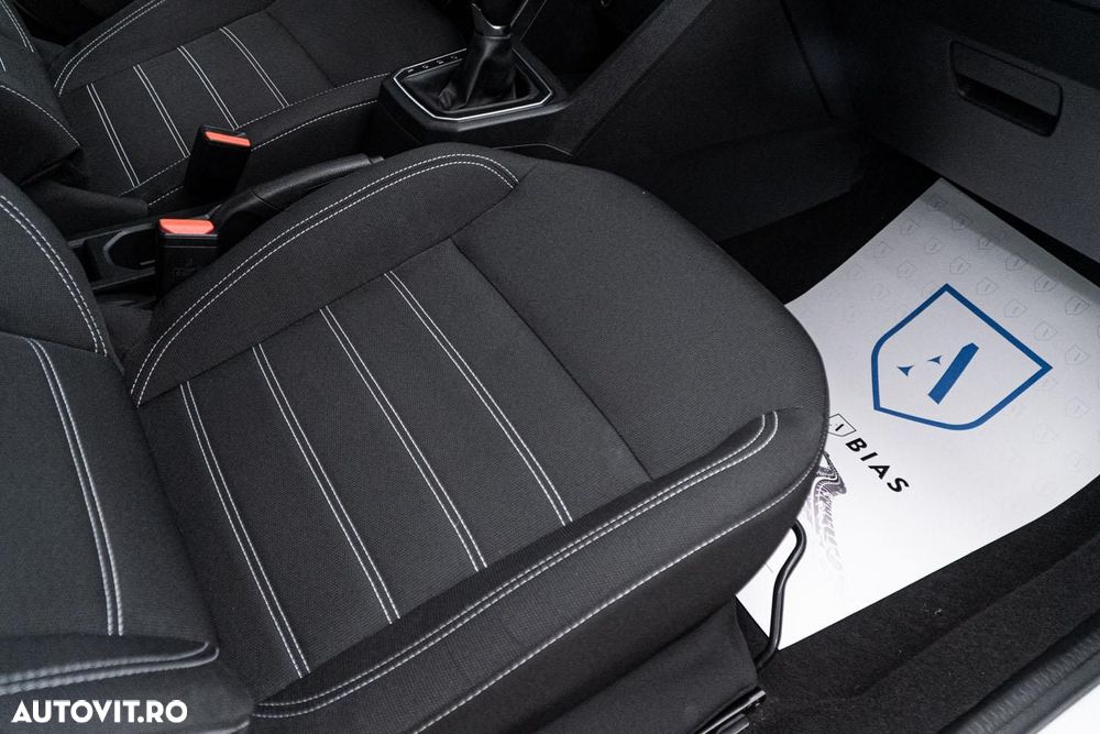 Dacia Logan TCe 90 CVT Journey - 39