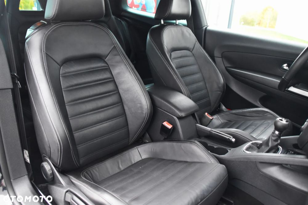 Volkswagen Scirocco 2.0 TSI - 9