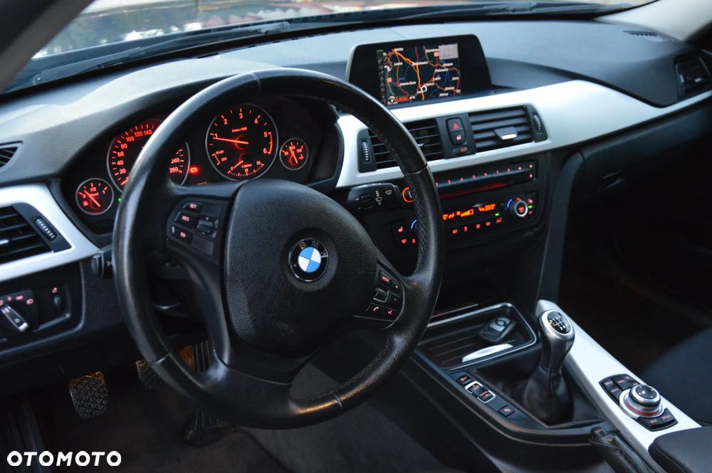 BMW Seria 3 - 11