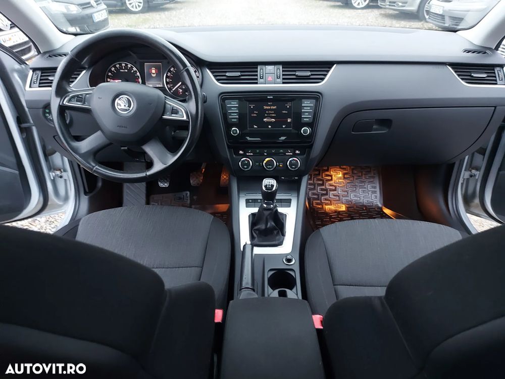 Skoda Octavia - 14