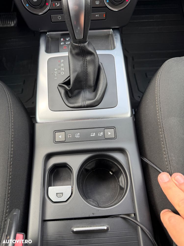 Land Rover Freelander 2.2 SD4 SE - 10