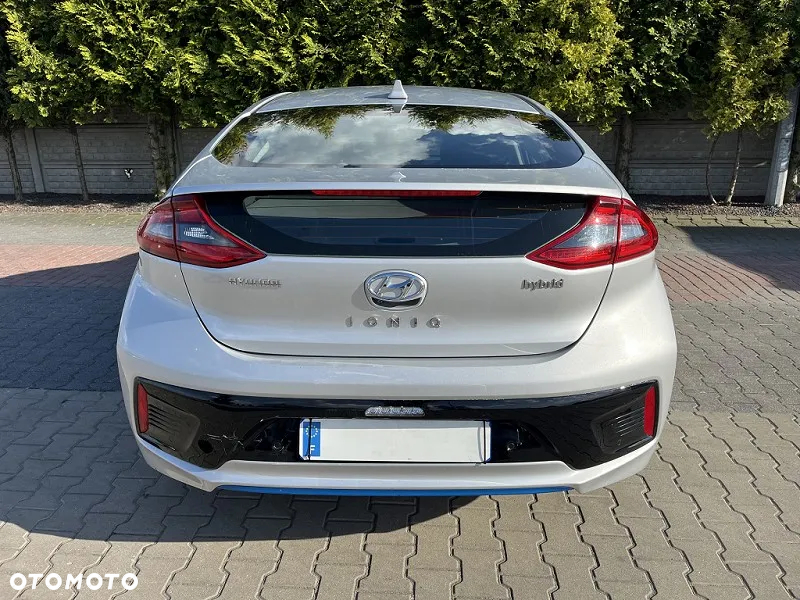 Hyundai IONIQ - 2
