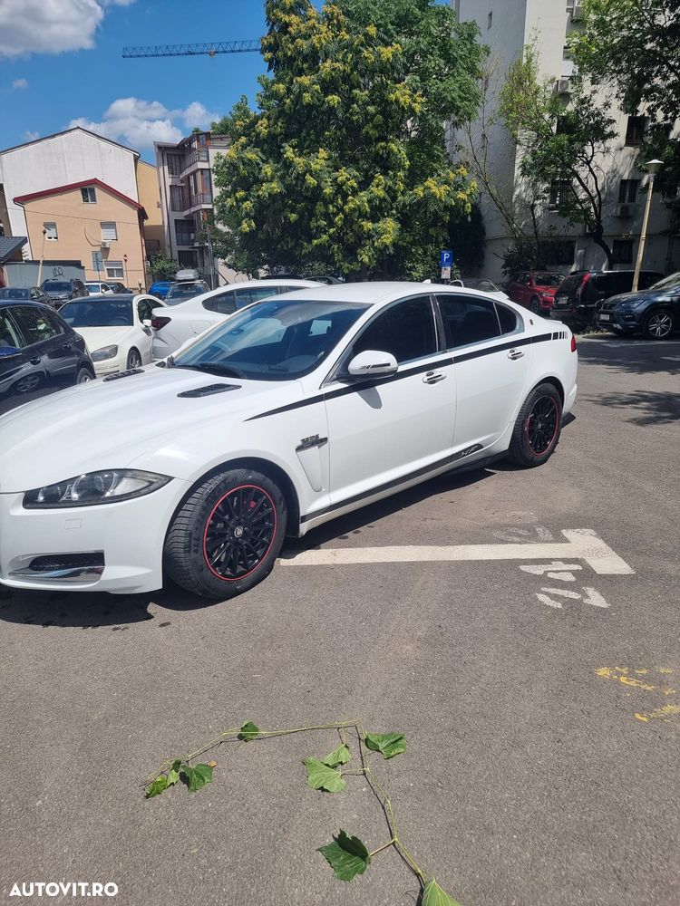 Jaguar XF 2.2D Luxury - 3