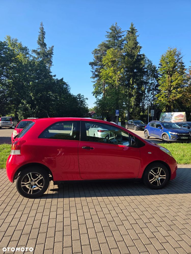 Toyota Yaris 1.0 Luna - 7