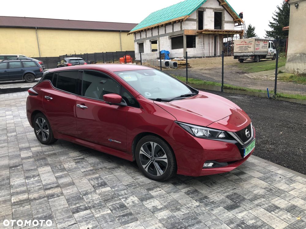 Nissan Leaf 40 kWh TEKNA - 1