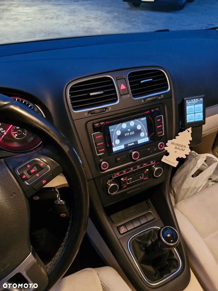 Volkswagen Golf - 6