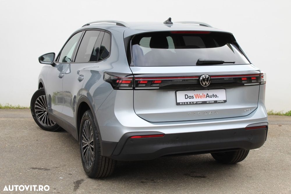 Volkswagen Tiguan - 4